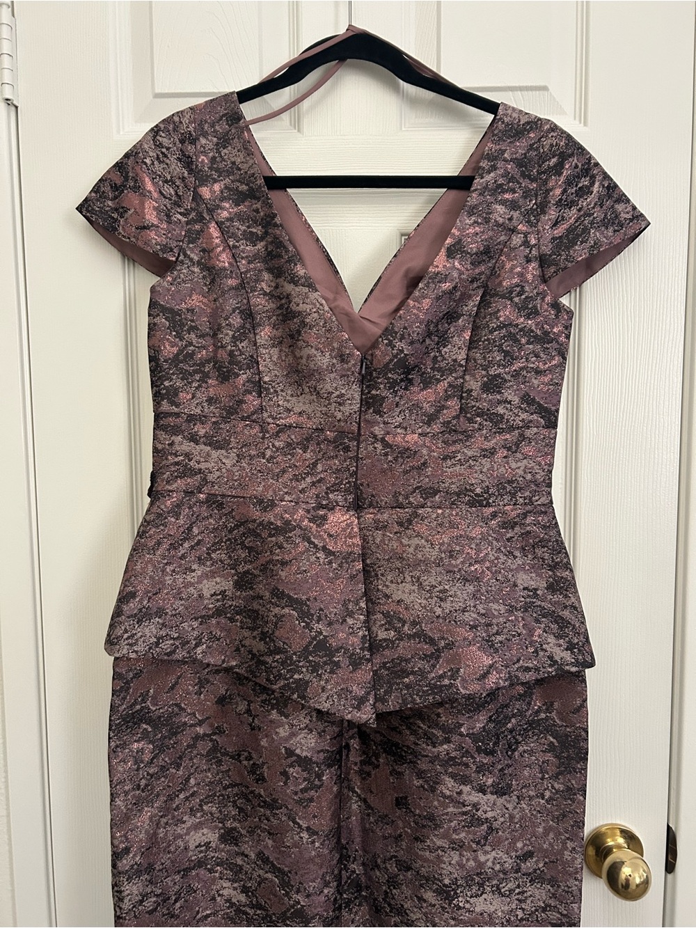 Feriani Couture 20103 Dusty Mauve Floral Jacquard V-Neck Midi Dress | Size 14 - Picture 8 of 11